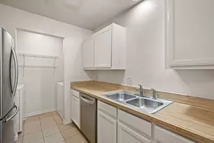 6630 Parkview Ln, North Richland Hills, TX 76182 - Photo 31