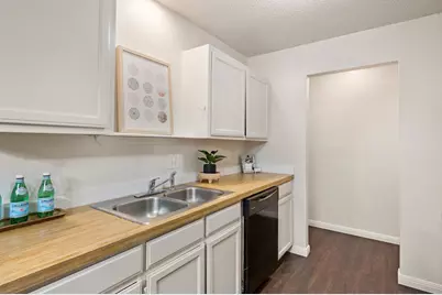 6630 Parkview Lane, North Richland Hills, TX 76182 - Photo 11