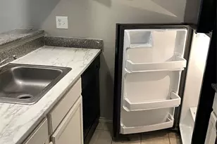 9520 Royal Ln, Dallas, TX 75243 - Photo 11