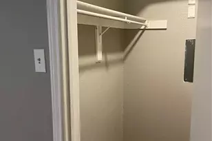 9520 Royal Ln, Dallas, TX 75243 - Photo 7