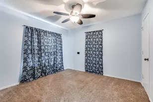 708 Vickie Dr, Azle, TX 76020 - Photo 9