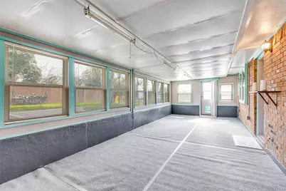 708 Vickie Drive, Azle, TX 76020 - Photo 9