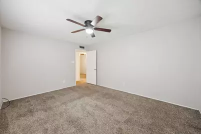 317 E Grenoble Drive, Grand Prairie, TX 75052 - Photo 21