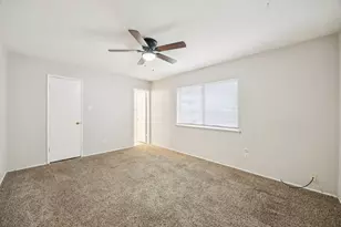 317 E Grenoble Dr, Grand Prairie, TX 75052 - Photo 17