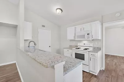 4629 Chapman Street, The Colony, TX 75056 - Photo 9