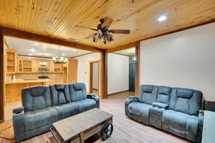 200 W Davis Ave, Alvarado, TX 76009 - Photo 7