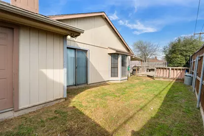 6700 Oriole Court, Haltom City, TX 76137 - Photo 19