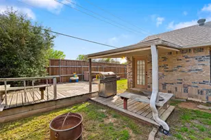 6700 Oriole Ct, Haltom City, TX 76137 - Photo 17