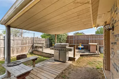 6700 Oriole Court, Haltom City, TX 76137 - Photo 21