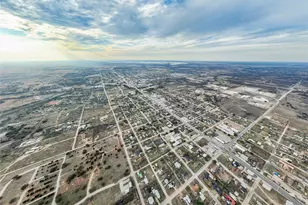 207 S Flint St, Breckenridge, TX 76424 - Photo 29