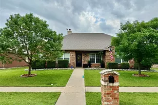 206 Red Wolf Ln, Red Oak, TX 75154 - Photo 1