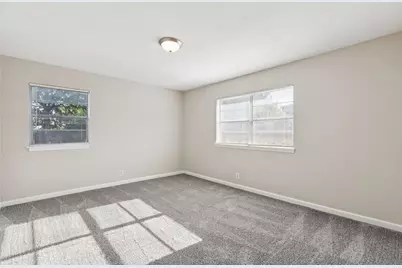 7009 Corona Drive, Haltom City, TX 76180 - Photo 19