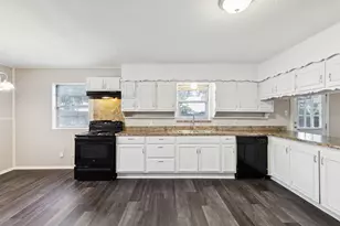 7009 Corona Dr, Haltom City, TX 76180 - Photo 11