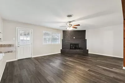 7009 Corona Drive, Haltom City, TX 76180 - Photo 7