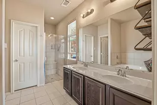 409 Crown Oaks Dr, Fort Worth, TX 76131 - Photo 13