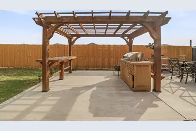 409 Crown Oaks Drive, Fort Worth, TX 76131 - Photo 31