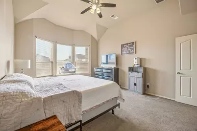 409 Crown Oaks Drive, Fort Worth, TX 76131 - Photo 11