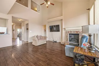 409 Crown Oaks Drive, Fort Worth, TX 76131 - Photo 3