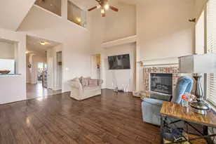 409 Crown Oaks Dr, Fort Worth, TX 76131 - Photo 3