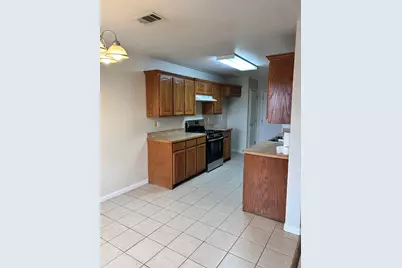 722 Rambling Court, Granbury, TX 76049 - Photo 3