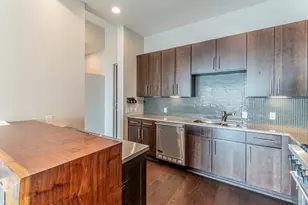 3100 W 7th St, Fort Worth, TX 76107 - Photo 13