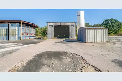 3545 N Main Street, Cleburne, TX 76031 - Photo 21