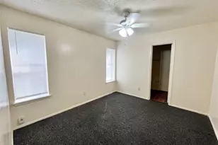 333 Ware Dr, Grand Prairie, TX 75051 - Photo 11