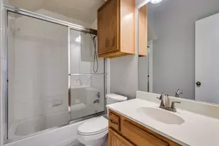 1815 Water Oak Dr, Lewisville, TX 75067 - Photo 15