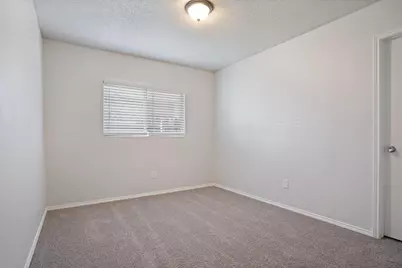 7816 Whitney Lane, Fort Worth, TX 76112 - Photo 21