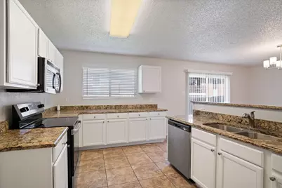 7816 Whitney Lane, Fort Worth, TX 76112 - Photo 11