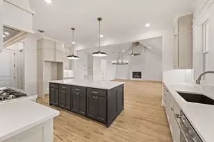 400 Broadmoor Dr, Haslet, TX 76052 - Photo 17