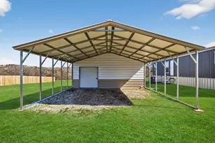 154 Firefly Dr, Springtown, TX 76082 - Photo 37