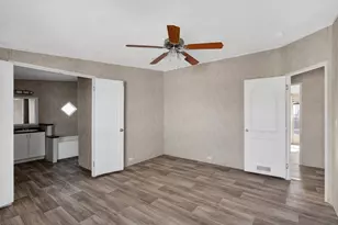 154 Firefly Dr, Springtown, TX 76082 - Photo 23