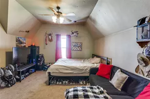 1233 Co Rd 3550, Paradise, TX 76073 - Photo 19