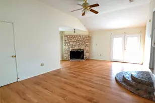 285 Montgomery Rd, Mineral Wells, TX 76067 - Photo 15