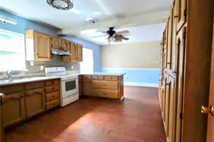 285 Montgomery Rd, Mineral Wells, TX 76067 - Photo 11