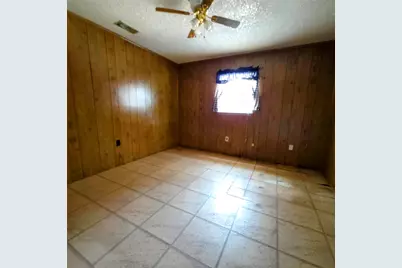 285 Montgomery Road, Mineral Wells, TX 76067 - Photo 19