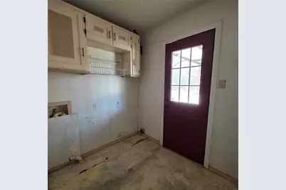 285 Montgomery Road, Mineral Wells, TX 76067 - Photo 5