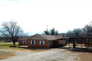 285 Montgomery Rd, Mineral Wells, TX 76067 - Photo 3