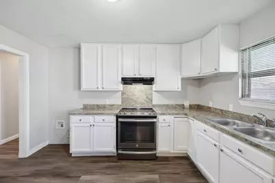 5032 Marks Place, Fort Worth, TX 76116 - Photo 11