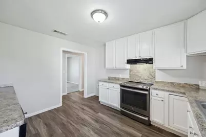 5032 Marks Place, Fort Worth, TX 76116 - Photo 9