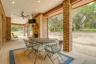 8028 Leven Links St, Cleburne, TX 76033 - Photo 33