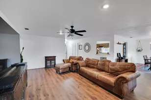 202 Morene Ave, Waxahachie, TX 75165 - Photo 7