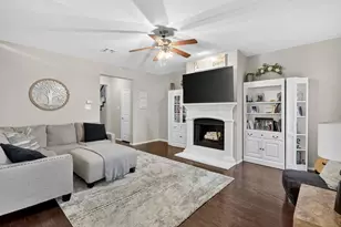 200 Black Bear Dr, McKinney, TX 75071 - Photo 5