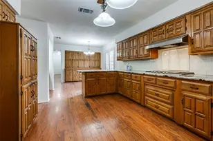 12605 Whispering Hills Dr, Dallas, TX 75243 - Photo 11