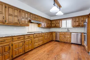 12605 Whispering Hills Dr, Dallas, TX 75243 - Photo 9