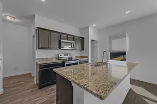 477 Bank Way, Crowley, TX 76036 - Photo 15