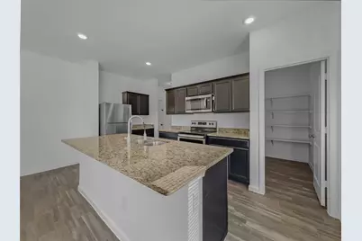 477 Bank Way, Crowley, TX 76036 - Photo 5