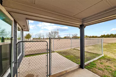 1547 Brookview Drive, Lancaster, TX 75146 - Photo 25