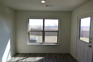 233 Liberty Ln, Venus, TX 76084 - Photo 17